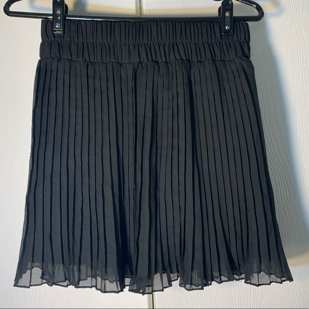 Wet seal black skirt